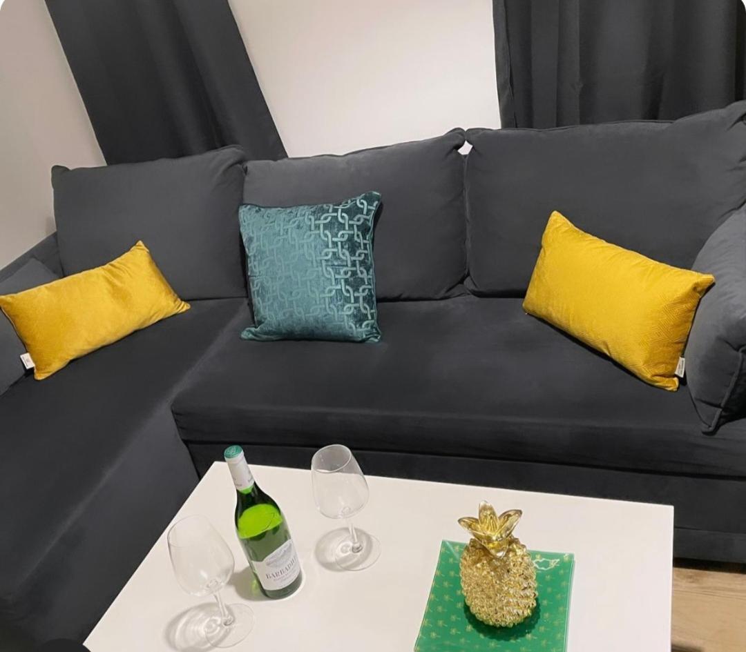 Home Suites Center Granada 2 מראה חיצוני תמונה