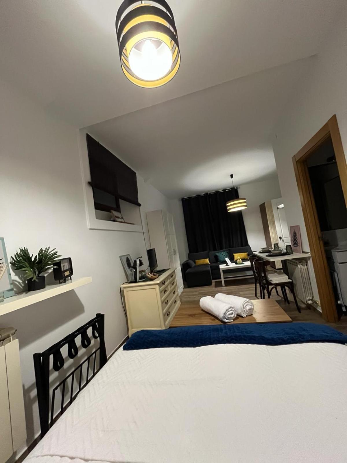 Home Suites Center Granada 2 מראה חיצוני תמונה